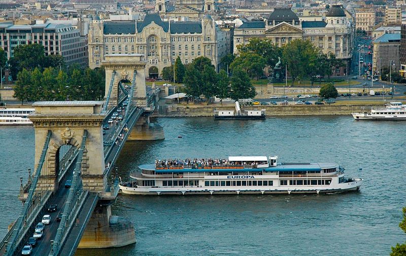 budapesht.jpeg budapesht.jpeg